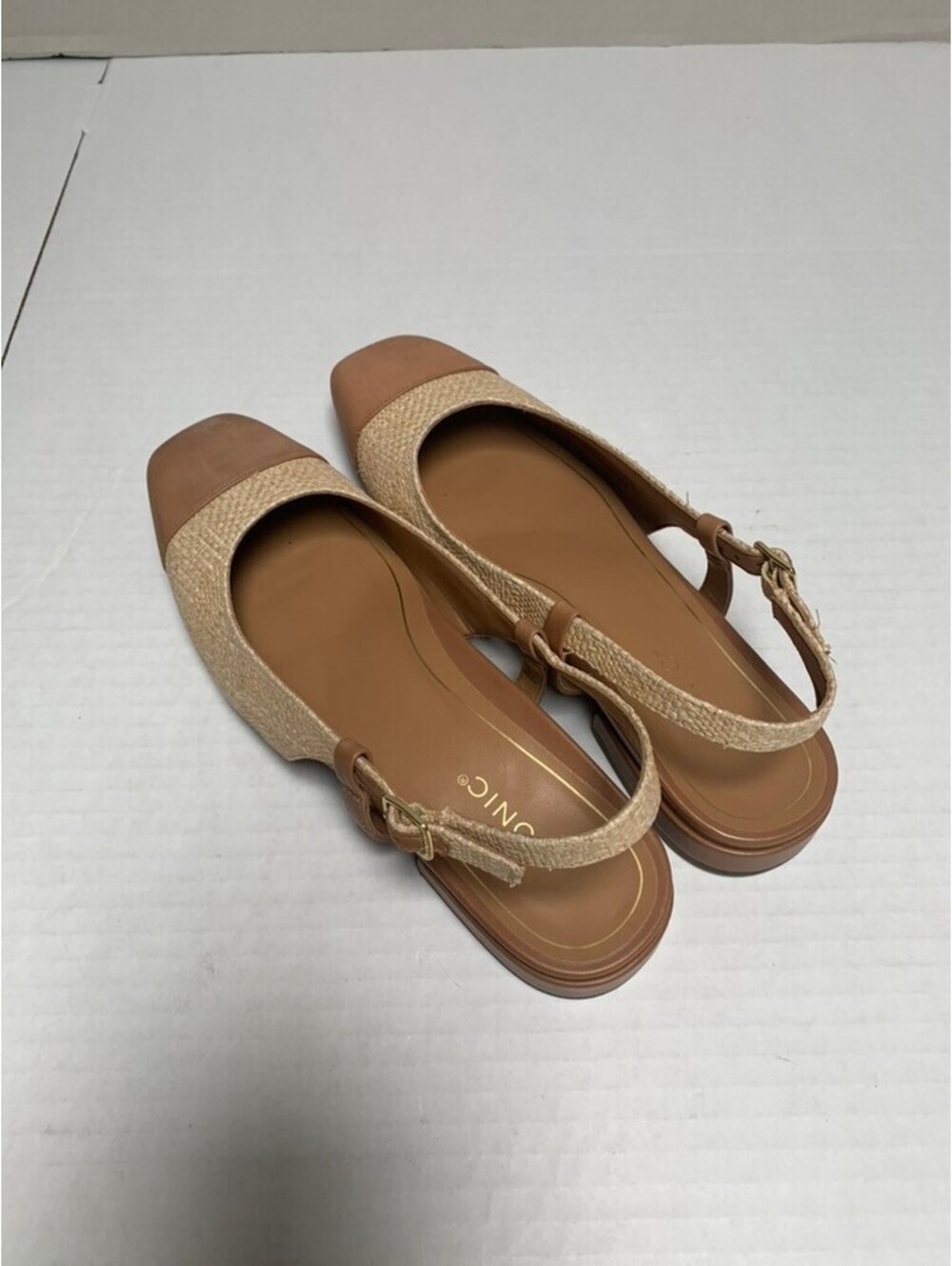 NWOT Vionic Petaluna Slingback Flats Tan and Raffia Straw Shoe Size 8